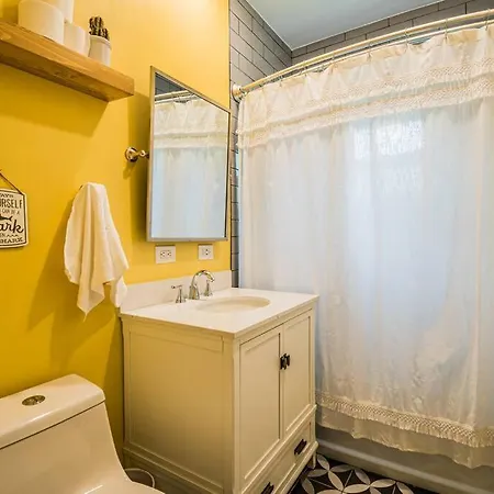 C'Est La Vie - Make Memories At Our Cozy Bungalow St. Petersburg Exterior photo