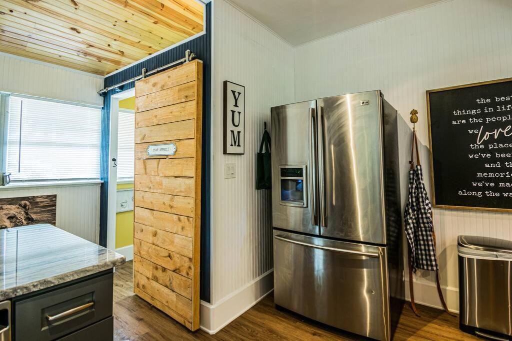 Holiday home C'est La Vie - Make Memories At Our Cozy St. Petersburg
