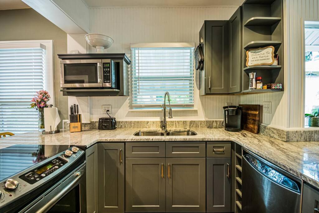 Holiday home C'est La Vie - Make Memories At Our Cozy St. Petersburg