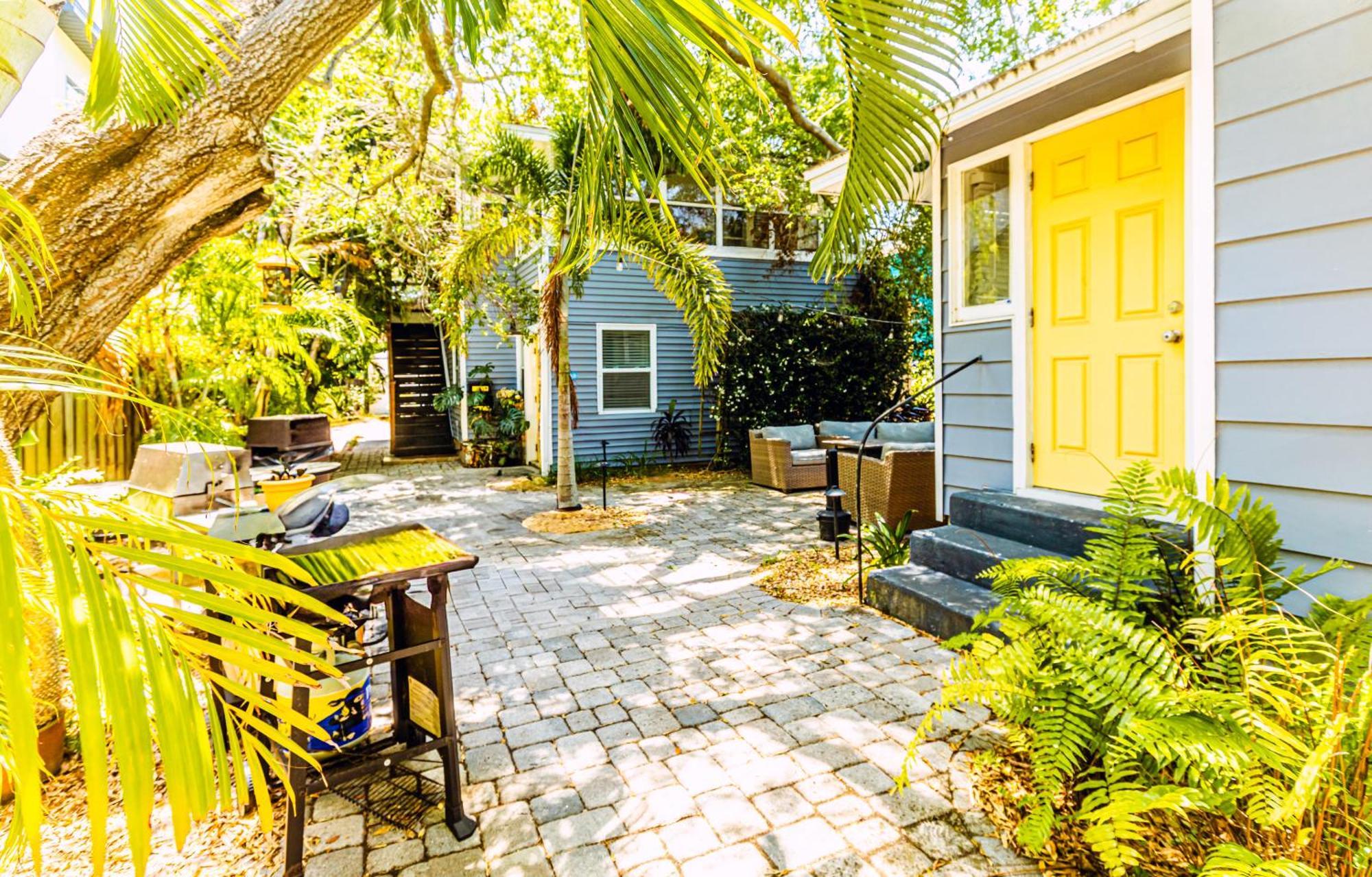 C'est La Vie - Make Memories At Our Cozy Holiday home